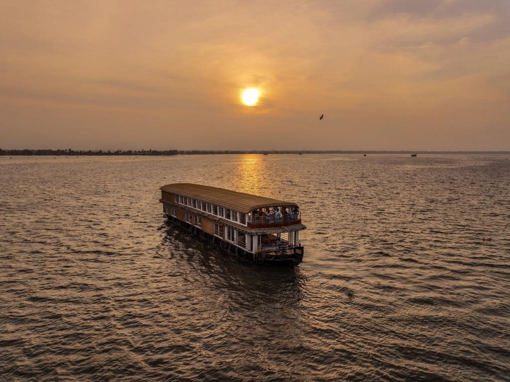Alleppey Backwater Holiday package